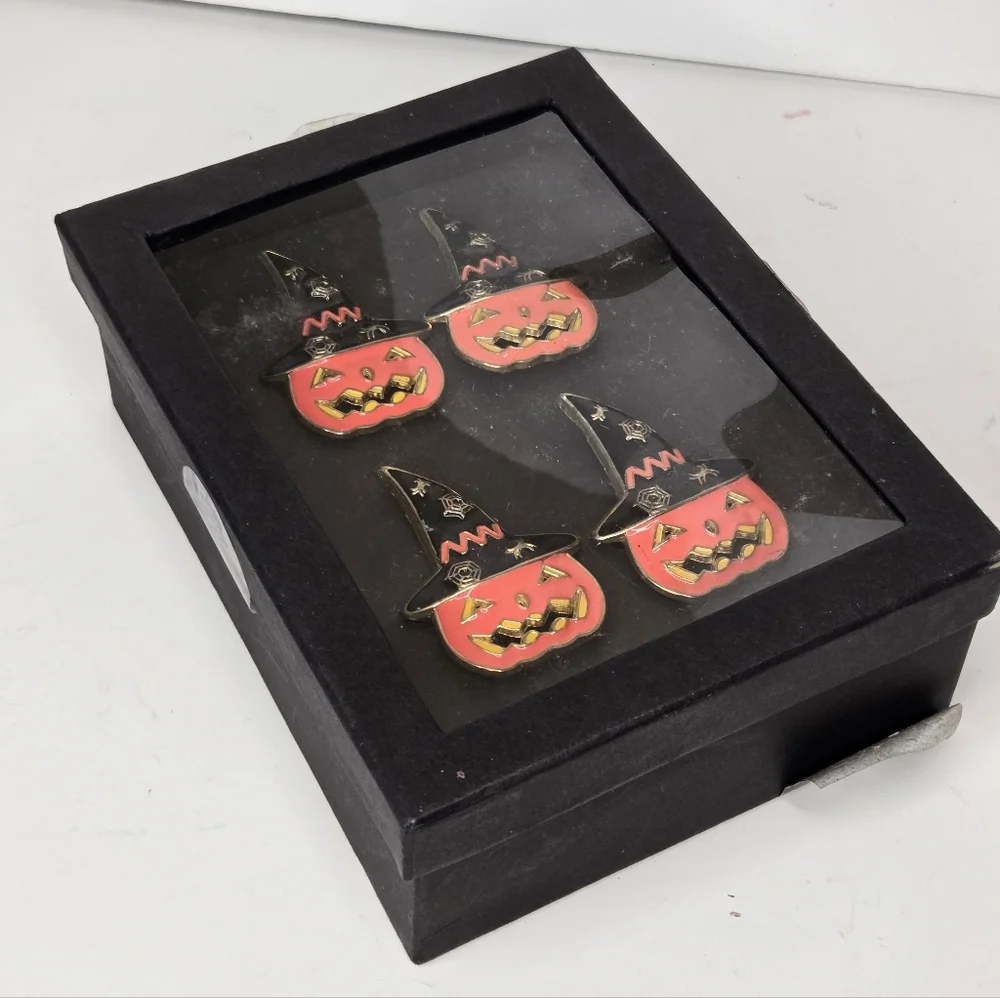 Tahari Pumpkin‎ Witch Hat Halloween Orange And Black Napkin Rings Set